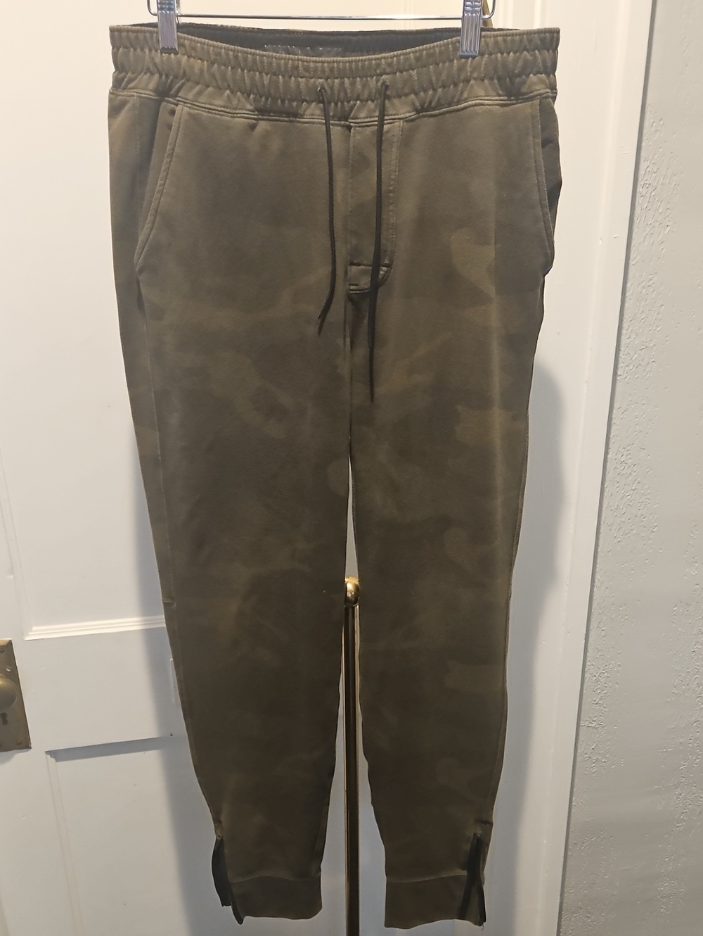 Vintage Abercrombie & Fitch Olive Camo Joggers